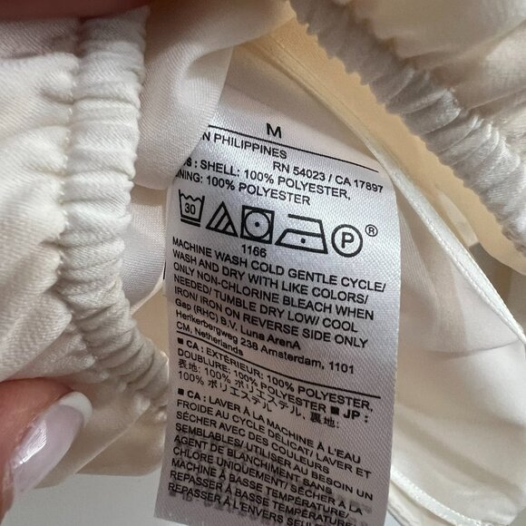 Banana Republic Tie Front Cropped Halter Top - Size M - NWT - Picture 13 of 13